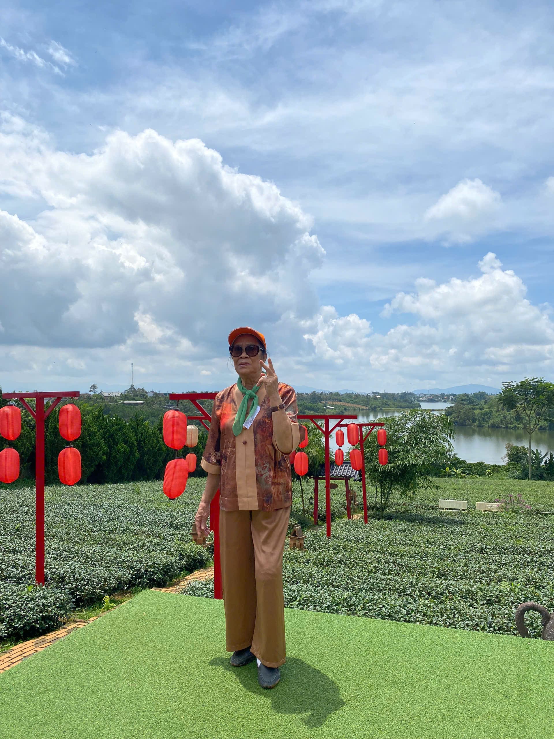 tour-bao-loc-chua-tra z6979295975738 e92efdcf709641464de9f46223f223e2