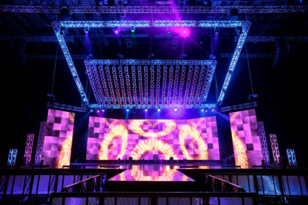 cho thuê sân khấu sự kiện bảo lộc, cho thuê khung backdrop sự kiện bảo lộc