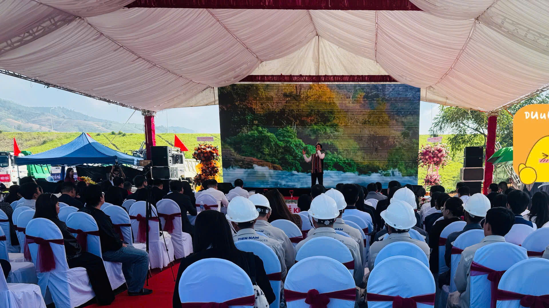 màn hình led bảo lộc